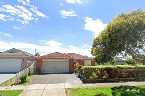 47 Monahans Rd, Cranbourne West, VIC 3977