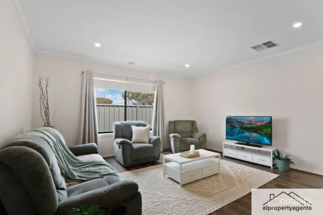 Property photo of 21 David Street Horsham VIC 3400