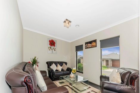 Property photo of 3 Betinick Road Truganina VIC 3029