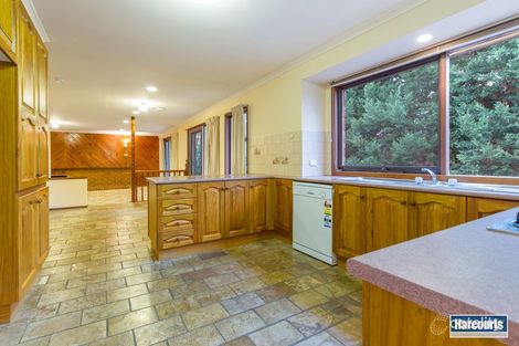 Property photo of 70 Mantung Crescent Rowville VIC 3178