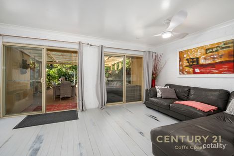 Property photo of 3/9-11 Shell Cove Lane Korora NSW 2450