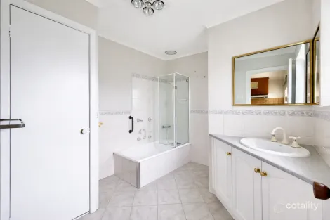 Property photo of 22 Twakurra Street Rye VIC 3941