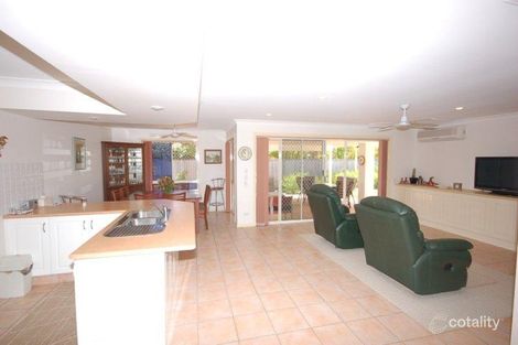 Property photo of 15 Islander Court Burleigh Waters QLD 4220
