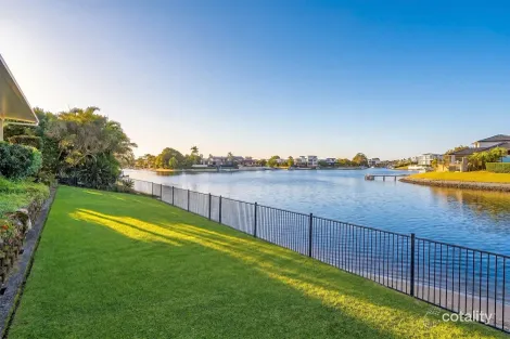 18 WYUNA ST, BROADBEACH WATERS, QLD 4218