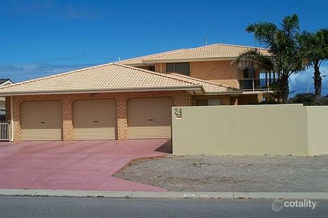 Property photo of 12 Horslay Way Noranda WA 6062