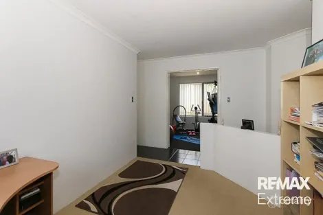 Property photo of 35 Eiffel Circuit Tapping WA 6065