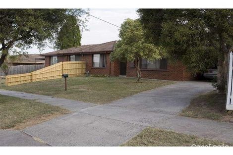 2/3 Louis St, Doveton, VIC 3177