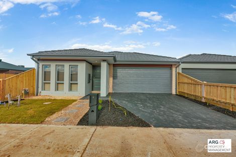 5 Hopbush St, Beveridge, VIC 3753