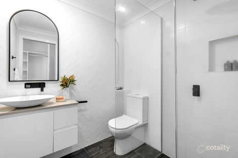 Property photo of 21 Stanley Avenue Farmborough Heights NSW 2526