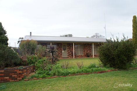 Property photo of 19 Craft Crescent Condobolin NSW 2877