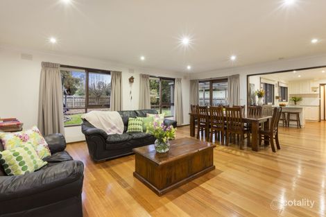 Property photo of 1 Bainbridge Court Kilsyth VIC 3137