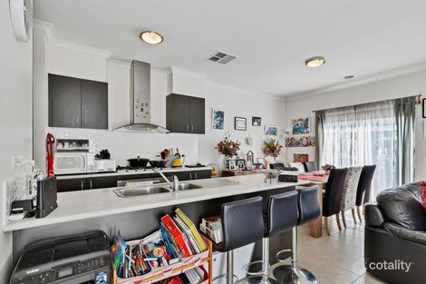 Property photo of 32 Wyperfeld Avenue Craigieburn VIC 3064