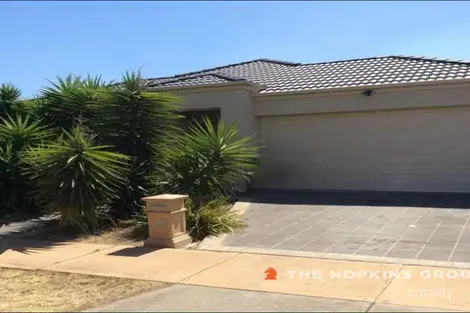 62 BUSHLARK CRES, WILLIAMS LANDING, VIC 3027