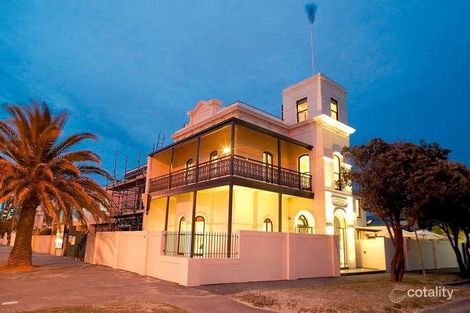 Property photo of 74 Beaconsfield Parade Albert Park VIC 3206