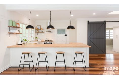 Property photo of 90 Heliopolis Parade Mitchelton QLD 4053