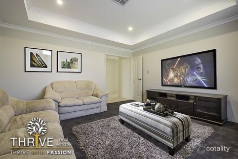Property photo of 3 Exeter Court Piara Waters WA 6112