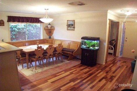 Property photo of 39 Shortridge Circuit Roxburgh Park VIC 3064