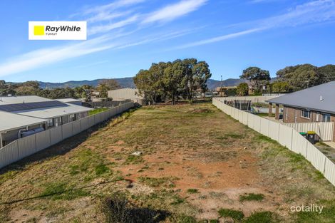 17 WEEDEN PL, TUMUT, NSW 2720
