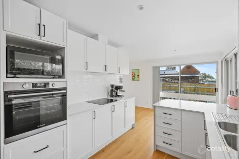 Property photo of 9 Carolina Crescent Mudgee NSW 2850