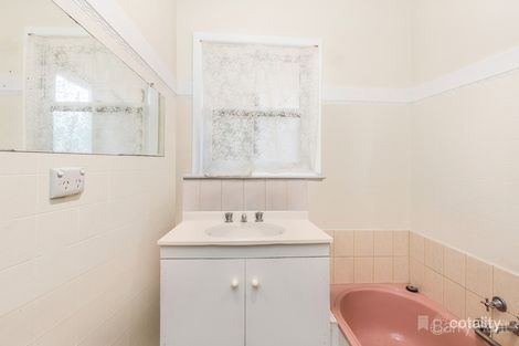 Property photo of 26 Sparrowhawk Road Long Gully VIC 3550
