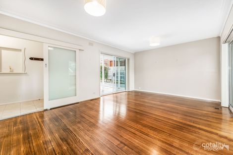 Property photo of 1/286 Lawrence Road Mount Waverley VIC 3149