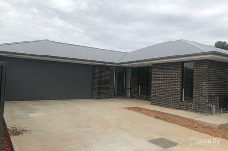 5b Hoods Rd, Northfield, SA 5085