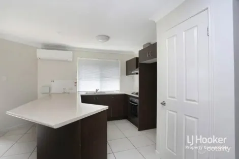 Property photo of 10 Outlook Court Kallangur QLD 4503