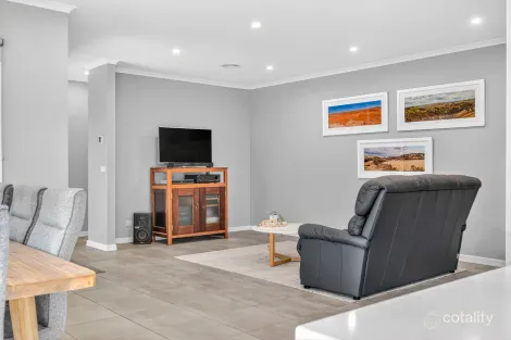 Property photo of 43 Imperial Drive Colac VIC 3250