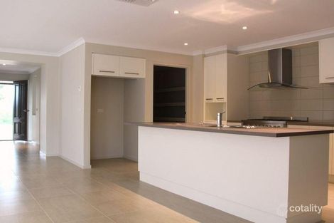 Property photo of 32 Breakwater Crescent Point Cook VIC 3030
