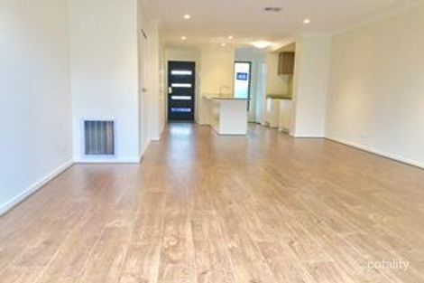 Property photo of 18 Mathoura Avenue Werribee VIC 3030