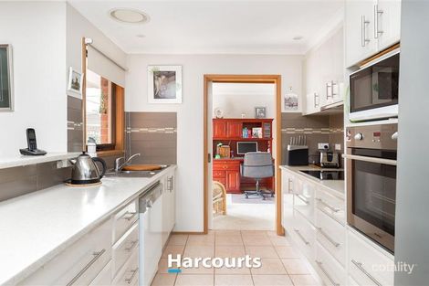 Property photo of 57 Avebury Drive Berwick VIC 3806