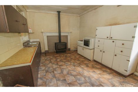 Property photo of 24 Havannah Street Bathurst NSW 2795