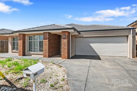 Property photo of 37 Wakefields Drive Brookfield VIC 3338