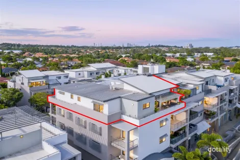 72/2 Acacia Ct, Robina, QLD 4226