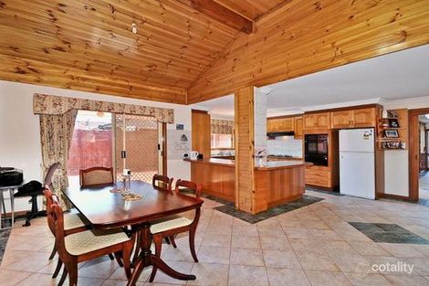 Property photo of 8 Pintail Crescent Taylors Lakes VIC 3038