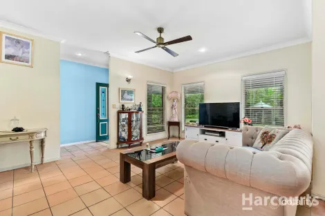 Property photo of 54 Pindari Crescent Sunshine Acres QLD 4655