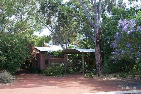 27 Phillip Gr, Kalamunda, WA 6076