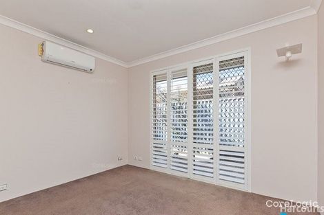 Property photo of 30 Spirula Way Heathridge WA 6027