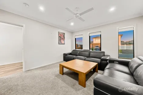 Property photo of 6 Killarney Lane Yarrabilba QLD 4207