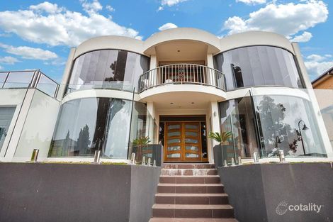 Property photo of 7 Bickerton Way Roxburgh Park VIC 3064