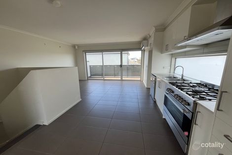 Property photo of 2/118 George Street St Albans VIC 3021