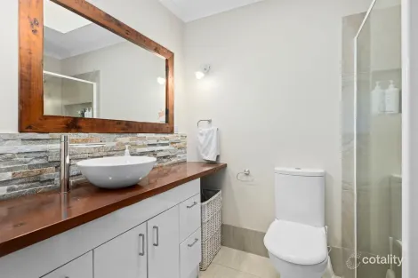 Property photo of 5 Cardinet Court Petrie QLD 4502