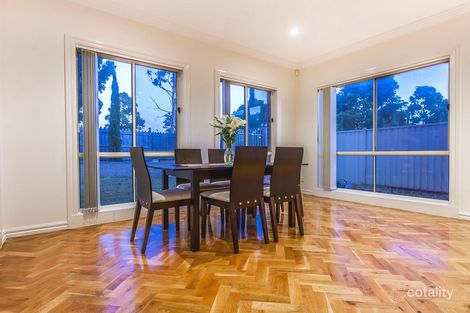 Property photo of 2 Greensted Grove Roxburgh Park VIC 3064