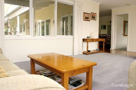 Property photo of 16 Taroona Close Mount Eliza VIC 3930