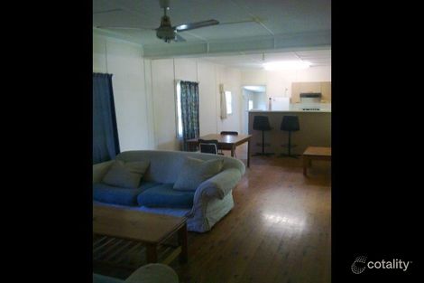 Property photo of 19 Nevenia Street Labrador QLD 4215