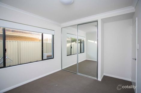 Property photo of 2/42 Morago Crescent Cloverdale WA 6105