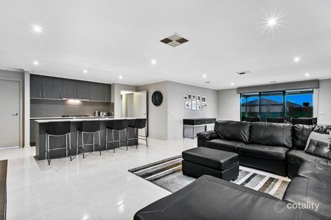 Property photo of 5 Therese Way Maiden Gully VIC 3551