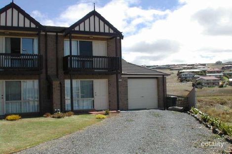 Property photo of 33 Rosemary Court Encounter Bay SA 5211