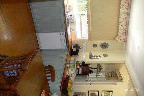 Property photo of 16 Rangeview Avenue Malvern East VIC 3145