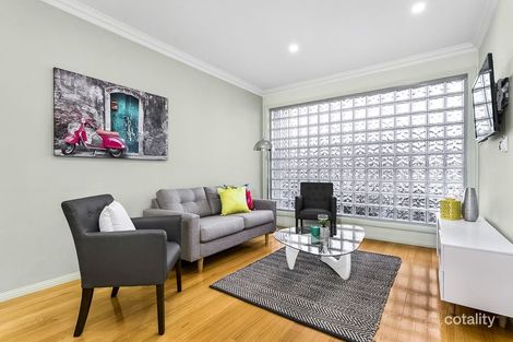 Property photo of 28 Daleglen Street Reservoir VIC 3073
